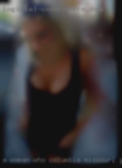 A woman who loves to Columbia, Missouri girls wanted please.